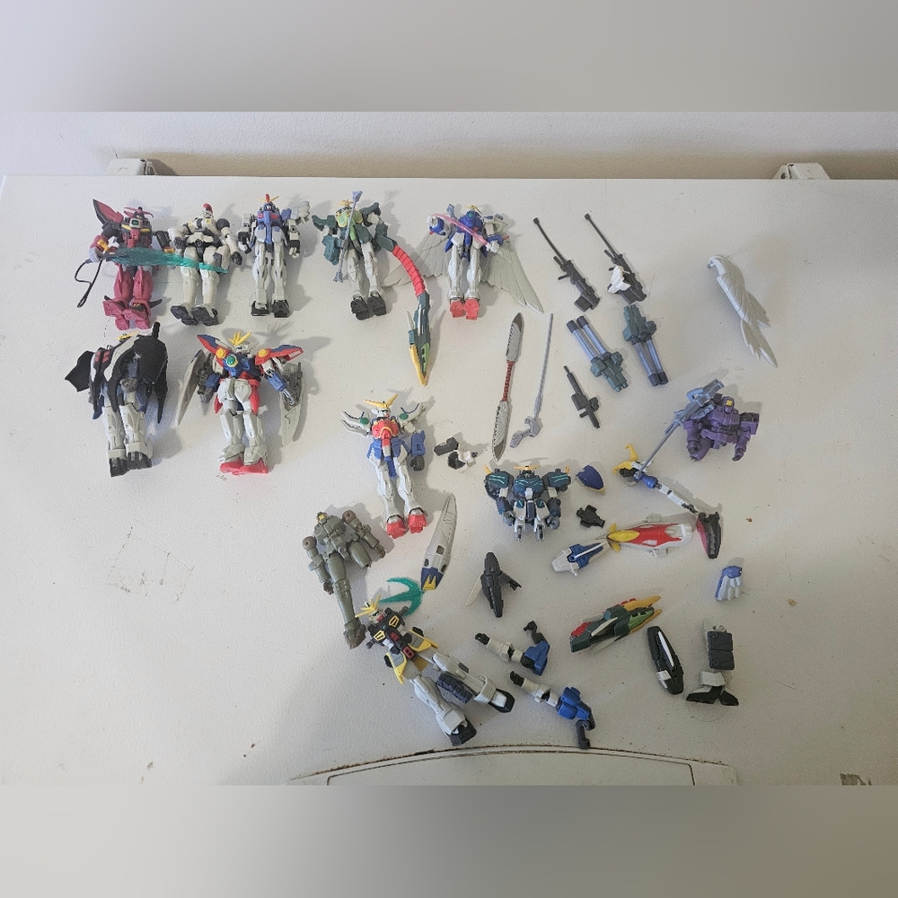 BANDAI Gundam Wing 4" Figures Gundam Misc Set